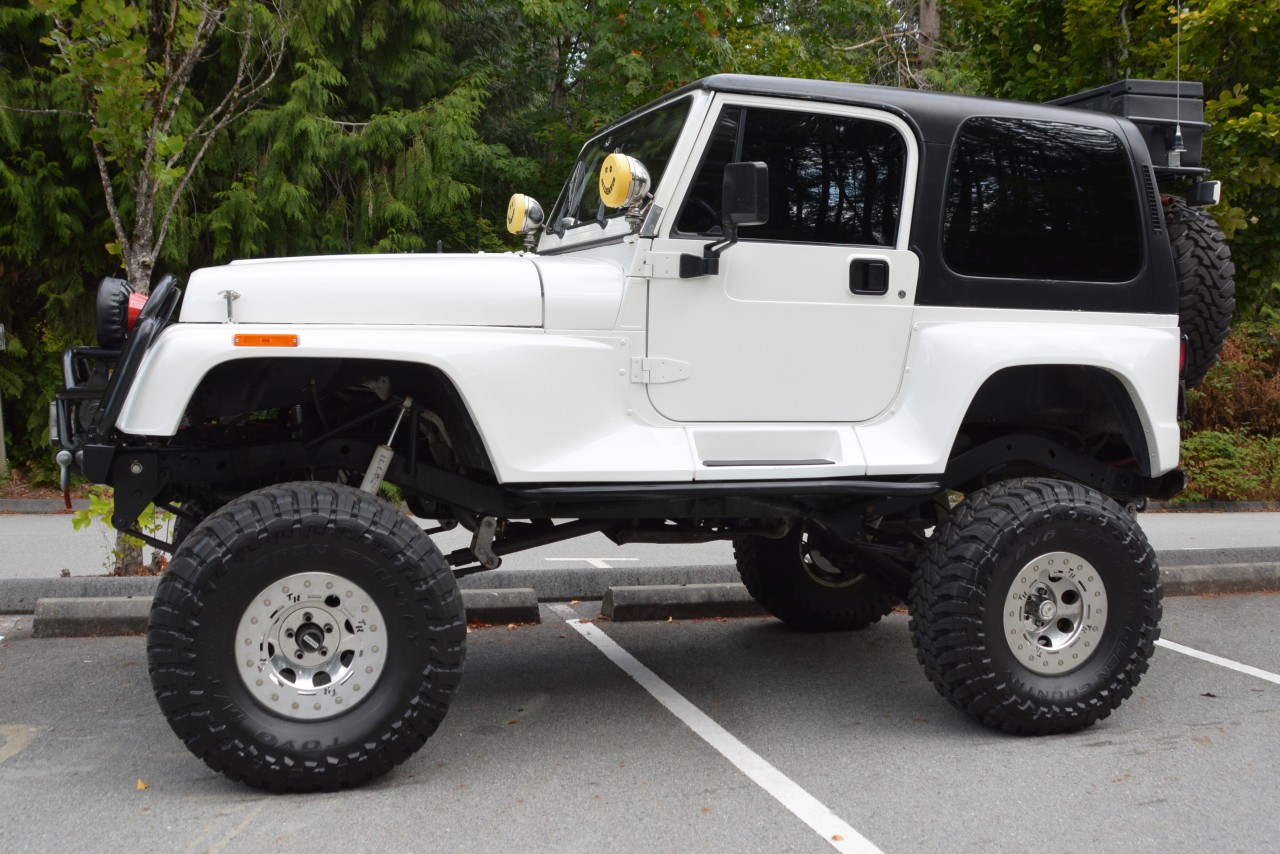 1992 Pearl White Jeep Wrangler YJ Renegade Lifted 4x4 - $29,980 - For Sale,  Finance Lease or Buy SUV's Vancouver, BC 